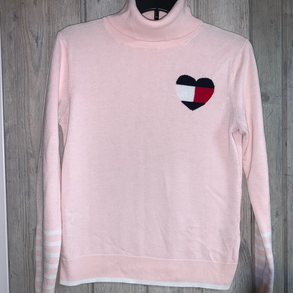 Tommy pink turtleneck sweater M
